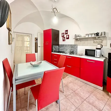 Hostdomus - Cassi Daire Finale Ligure