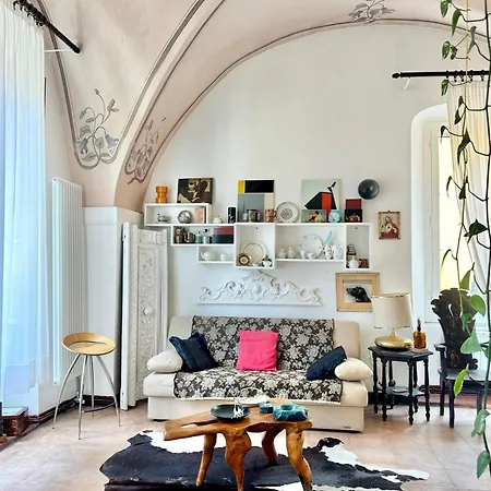 Apartment Hostdomus - Cassi *