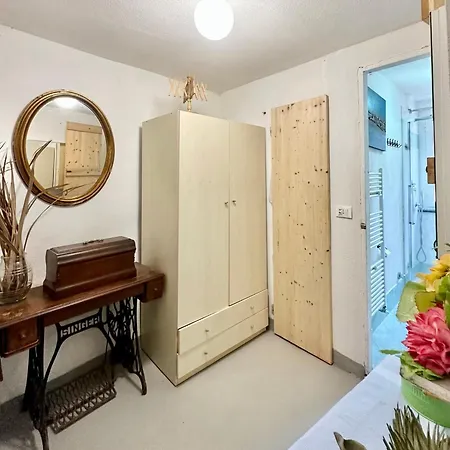 Apartment Hostdomus - Cassi *